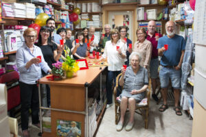Un momento della festa per 100 anni di attività di "Antonella Biancheria" (Foto Walter Massari)