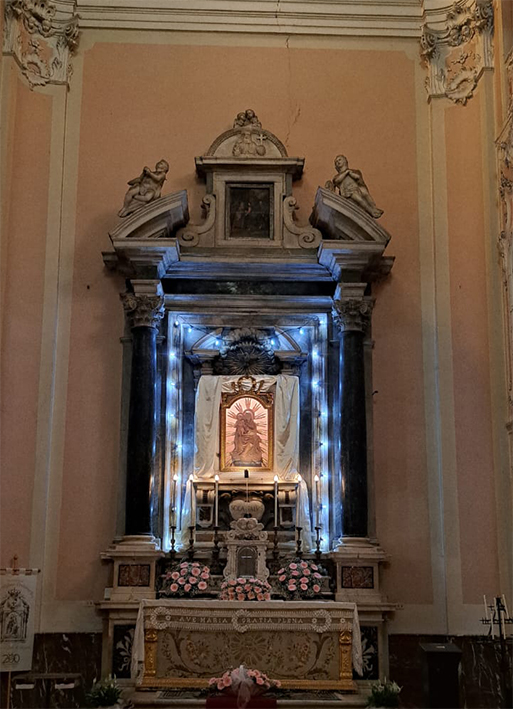 L’immagine della Madonna della Consolazione nella  rinnovata chiesa di Santo Stefano in stile barocco genovese