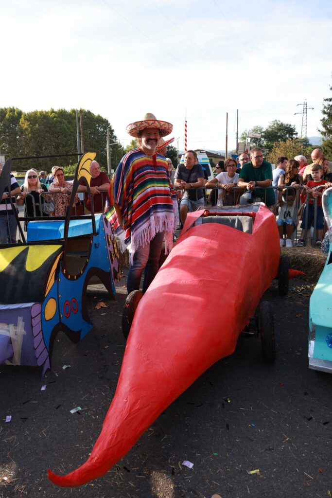 Una delle vetture presente alla “Gara dei barossi” (Foto Lunigiana World)