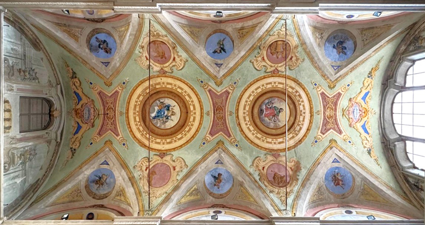 Tre secoli di storia della  decorazione a Pontremoli