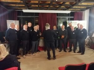 Un momento del concerto del coro "San Giorgio" di Filattiera