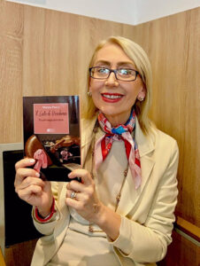 La scrittrice Marina Pratici presenta a Barcellona il suo libro “Il Liuto di Baschenis”