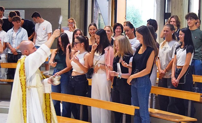 Nell’impegno con i ragazzi la Chiesa mostra più chiaramente il suo volto