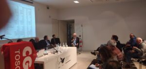 Un momento dell'incontro  tenutosi presso l'Autorità Portuale di Marina di Carrara