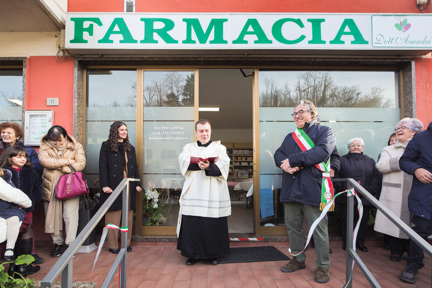 Via alla nuova gestione della Farmacia di Arpiola