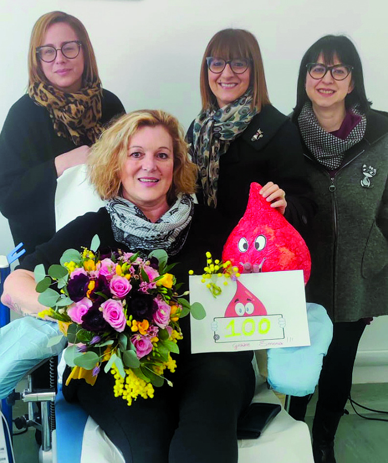 Festeggiate le 100 donazioni raggiunte da Simona Sarti