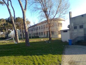 Colonia Olivetti, fronte anteriore, 2012