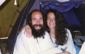 Claudio e Fiamma durante il loro soggiorno in India