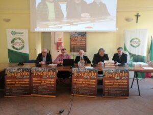 Il tavolo dei relatori e della giuria dell'edizione del 2026 della "Disfida del Testarolo"