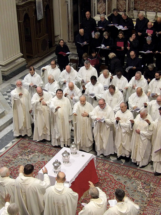 La Messa Crismale: “Dalla periferia alla Cattedrale e dalla Cattedrale alla periferia”