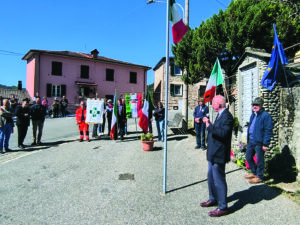 Un momento della celebrazione del 25 Aprile a Zeri con l’intervento di Brian Lett