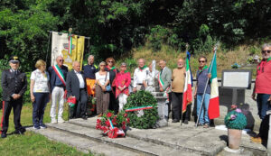Un momento della cerimonia in ricordo di Glicerio Pagani