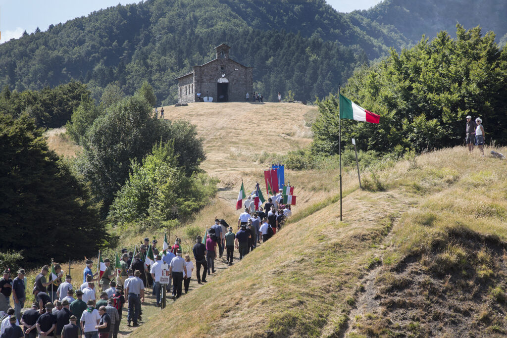 Il raduno per la festa della Madonna dell'Orsaro (Foto Walter Massari)
