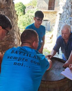 Alcuni momenti del torneo della "Morra" svoltosi a Bibola di Aulla