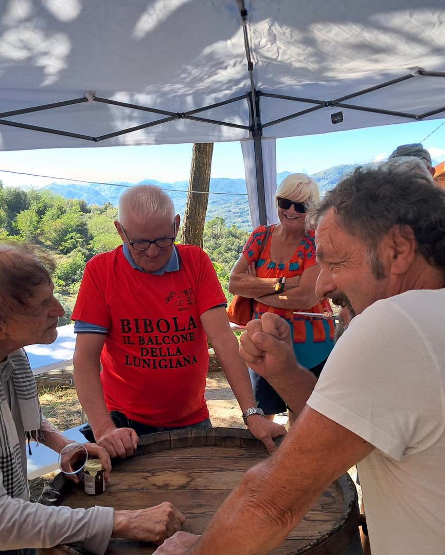 A Bibola di Aulla un festoso torneo della “Morra”