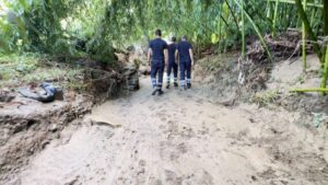 Sopralluogo degli operai del Consorzio Bonifica per le somme urgenze